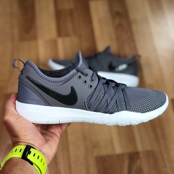 Nike Shoes - NEW Women’s Nike Free TR 7 (904651-012) size 8.5